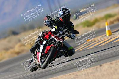 media/Dec-10-2023-SoCal Trackdays (Sun) [[0ce70f5433]]/Turn 4 (1145am)/